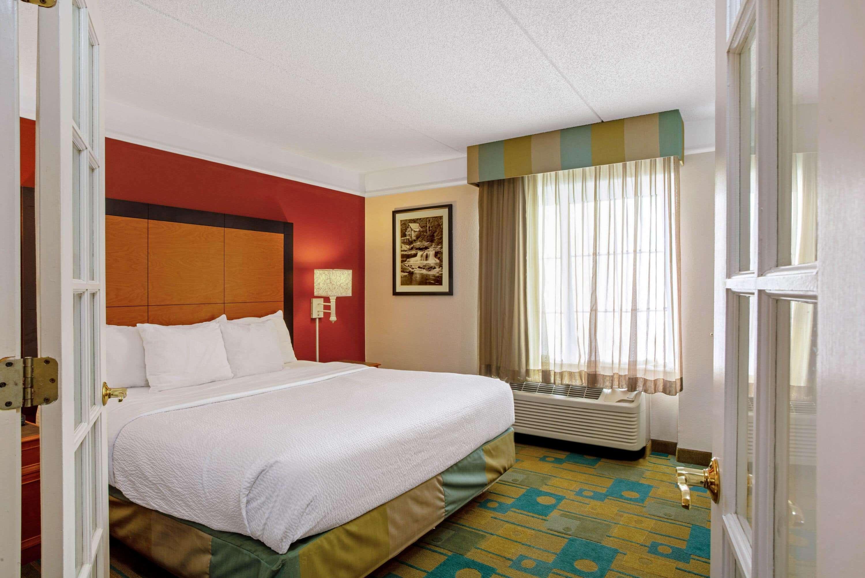 La Quinta By Wyndham Winston-Salem Hotel Exterior photo