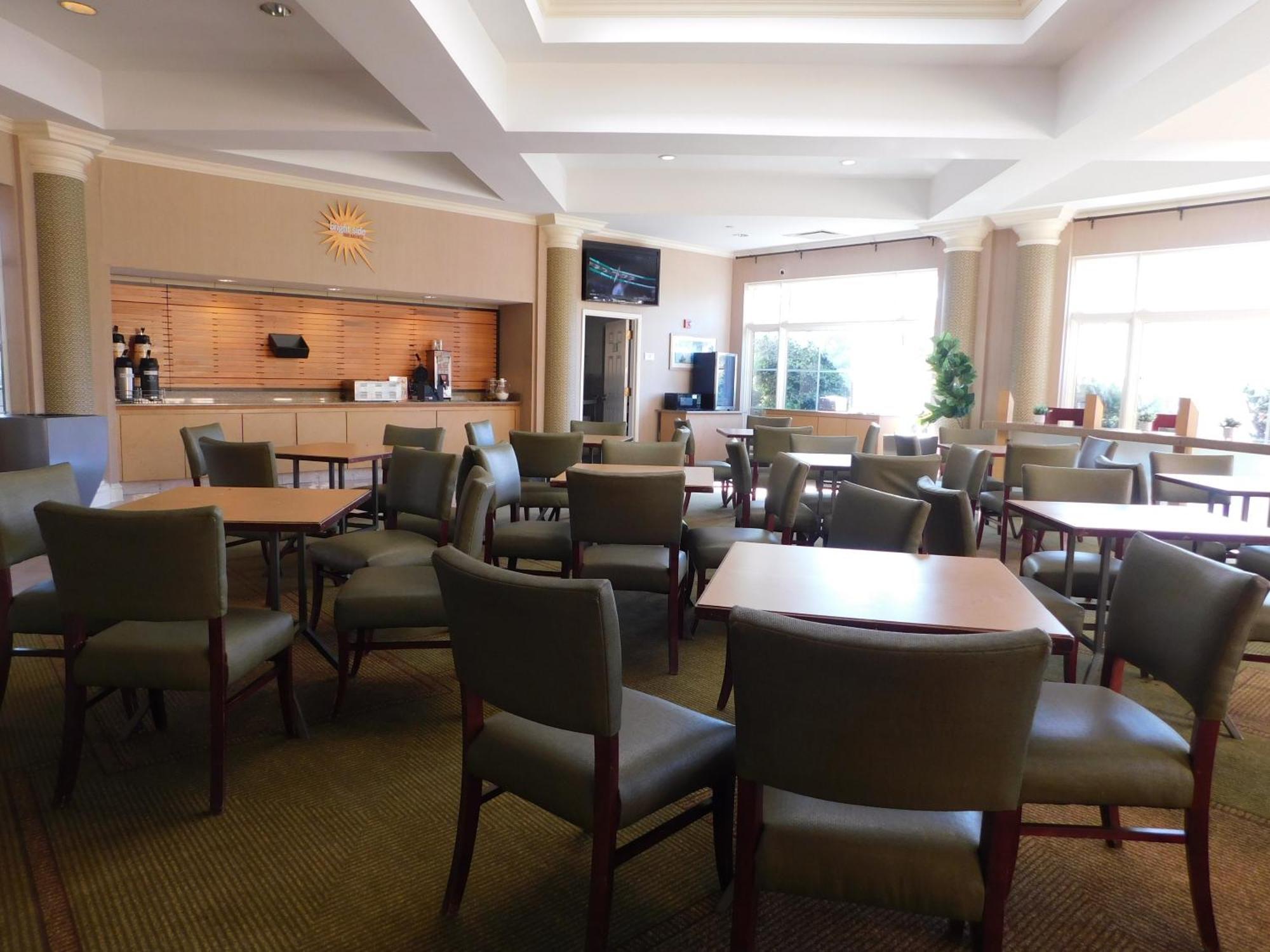 La Quinta By Wyndham Winston-Salem Hotel Exterior photo